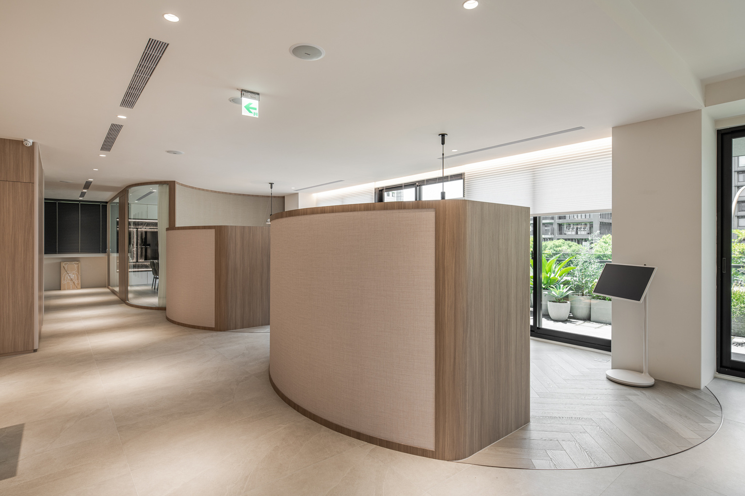 Commercial interiors-07